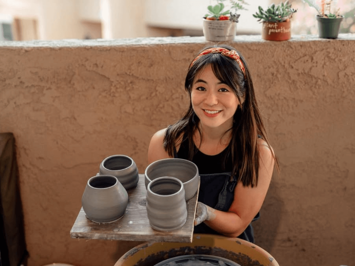 holding pots